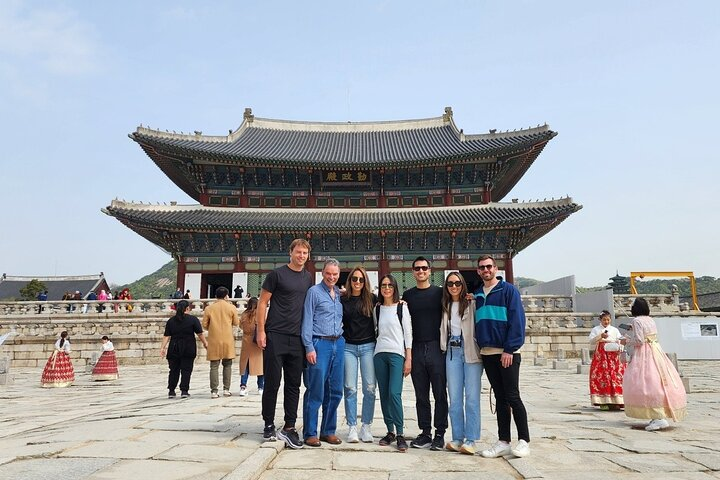 Layover Tour for essential Seoul City & Gourmet tour(Incl. Lunch) - Photo 1 of 25
